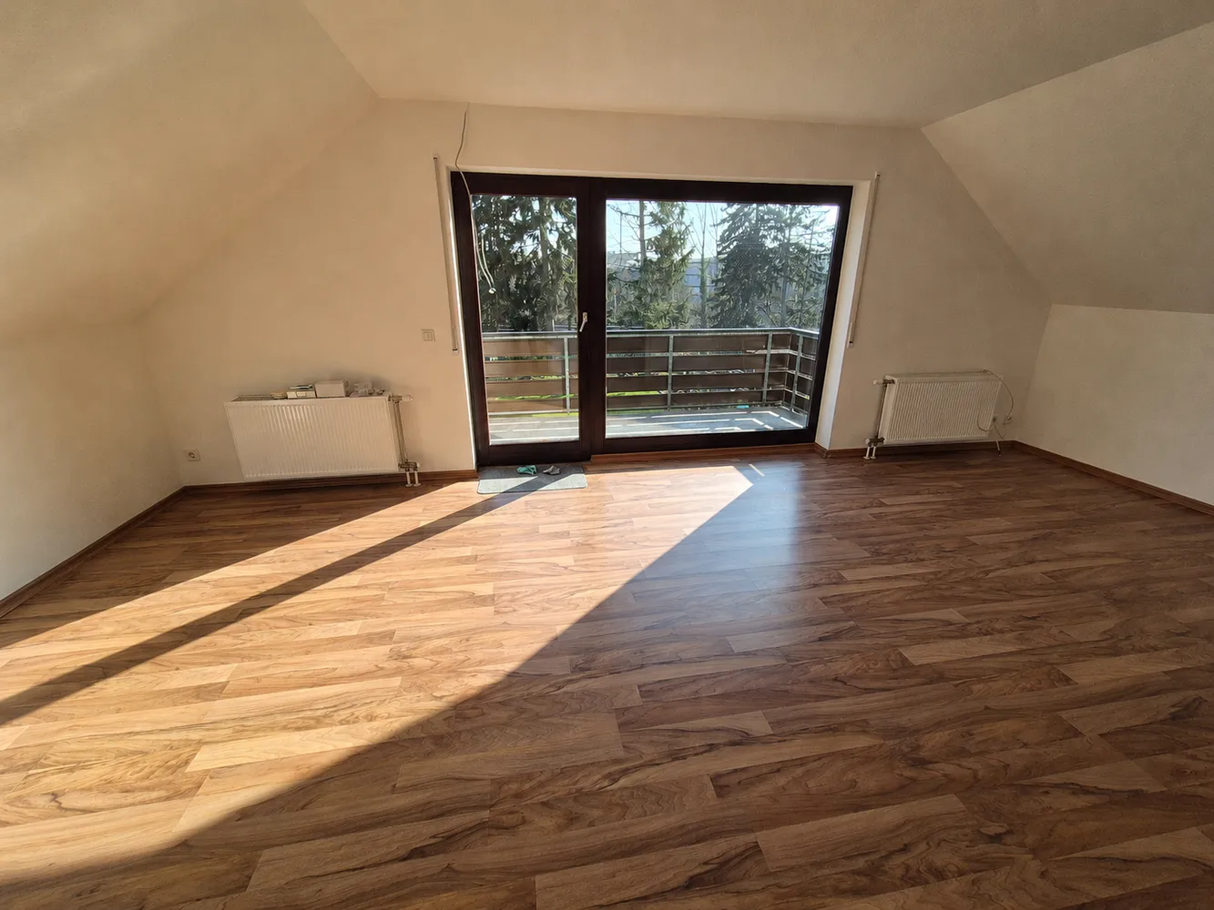 3 Zimmer Wohnung mit 87 m² in Wiesbaden – Bild 1