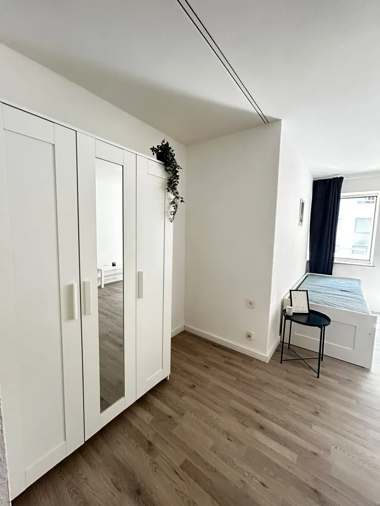 1 Zimmer Wohnung mit 35 m² in Saarbrücken – Bild 2