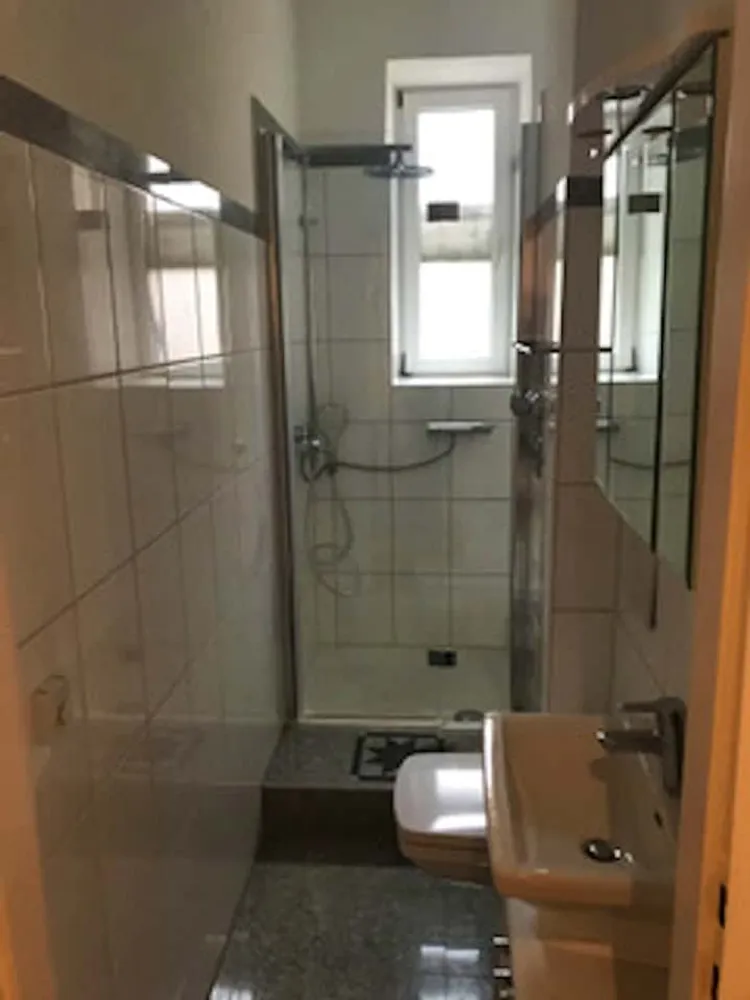 WG-Zimmer mit 15 m² in München – Bild 9
