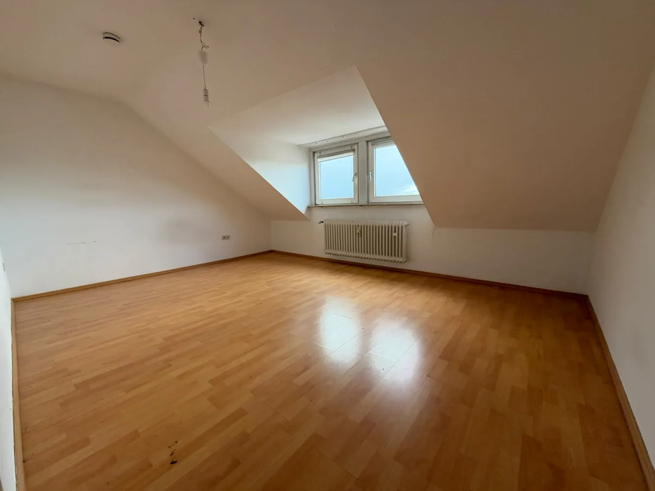 5 Zimmer Wohnung mit 95 m² in Siegburg – Bild 1
