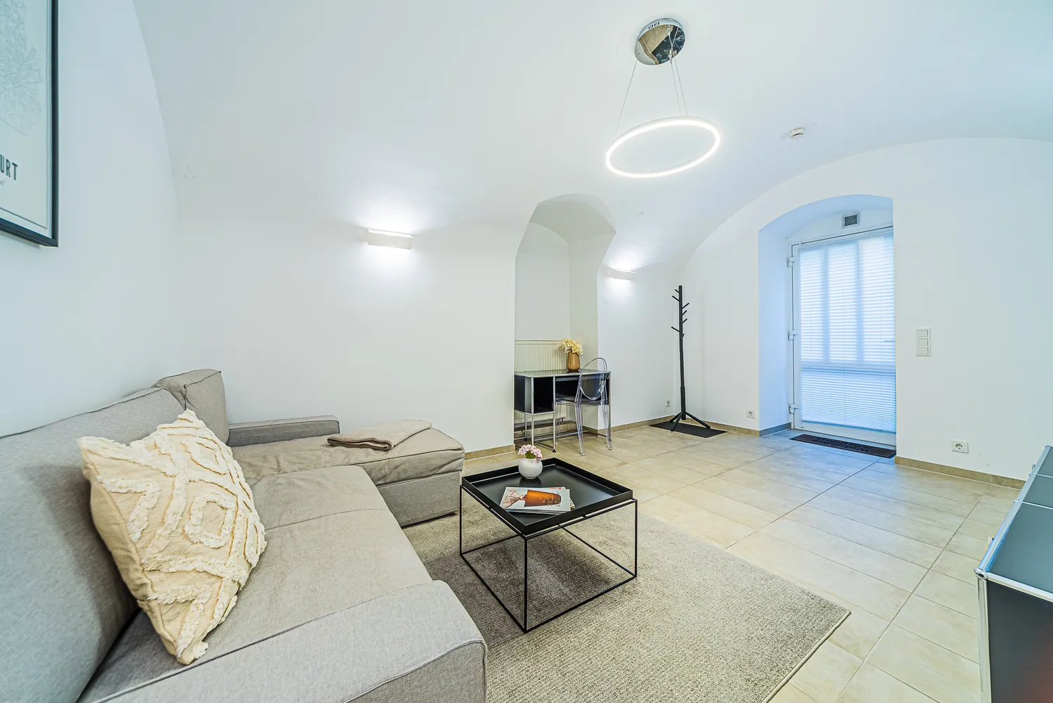 2 room apartment with 55 m² in Frankfurt am Main – Photo 6