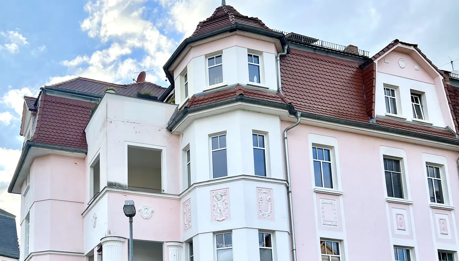 4 Zimmer Wohnung mit 107 m² in Crimmitschau – Bild 1