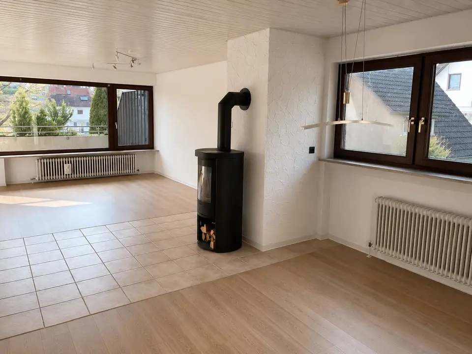 6 Zimmer Wohnung mit 125 m² in Nürtingen – Bild 1