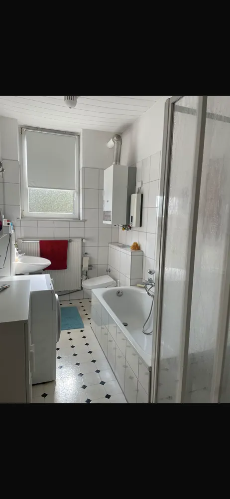 4 Zimmer Wohnung mit 102 m² in Duisburg – Bild 12