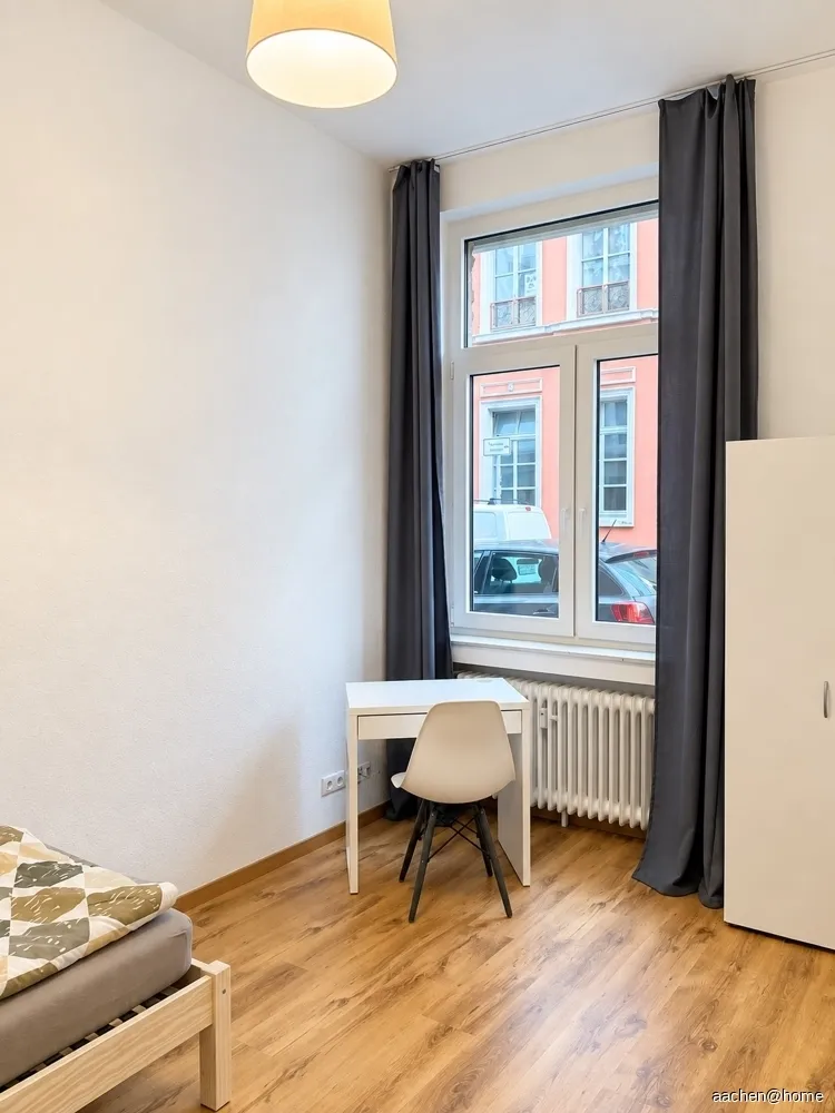 9 Zimmer Wohnung mit 200 m² in Aachen – Bild 6