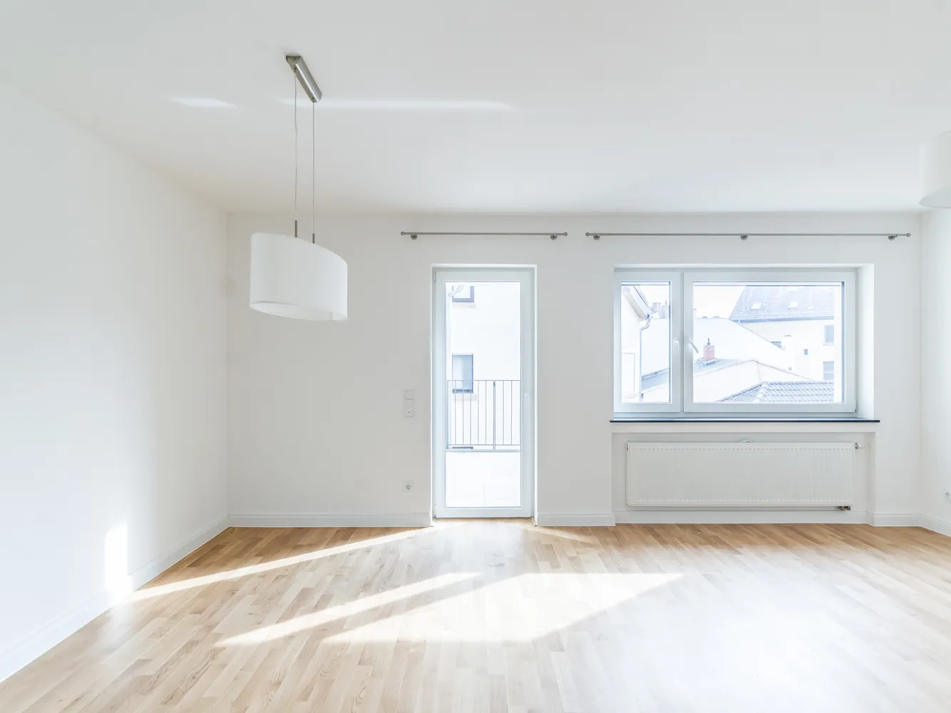 4 Zimmer Wohnung mit 95 m² in Wiesbaden – Bild 1