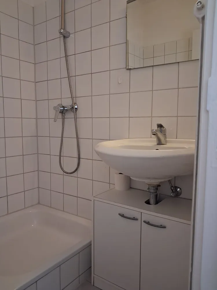 2 Zimmer Wohnung mit 38 m² in Heide – Bild 1