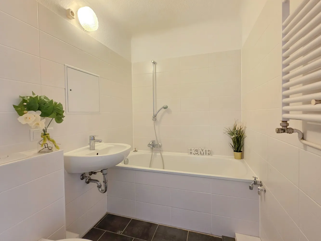 3 Zimmer Wohnung mit 57 m² in Magdeburg – Bild 2