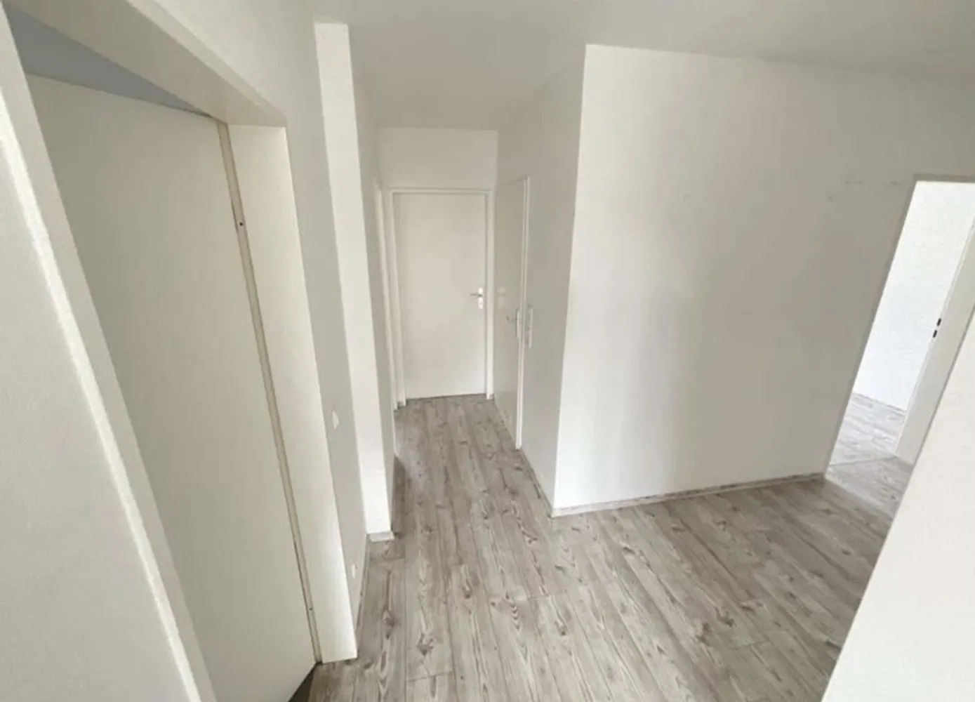 4 Zimmer Wohnung mit 70 m² in Duisburg – Bild 8