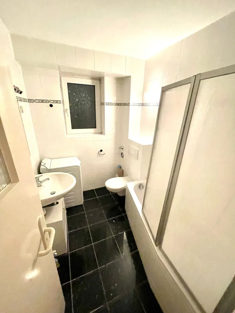 2 Zimmer Wohnung mit 55 m² in Düsseldorf – Bild 3