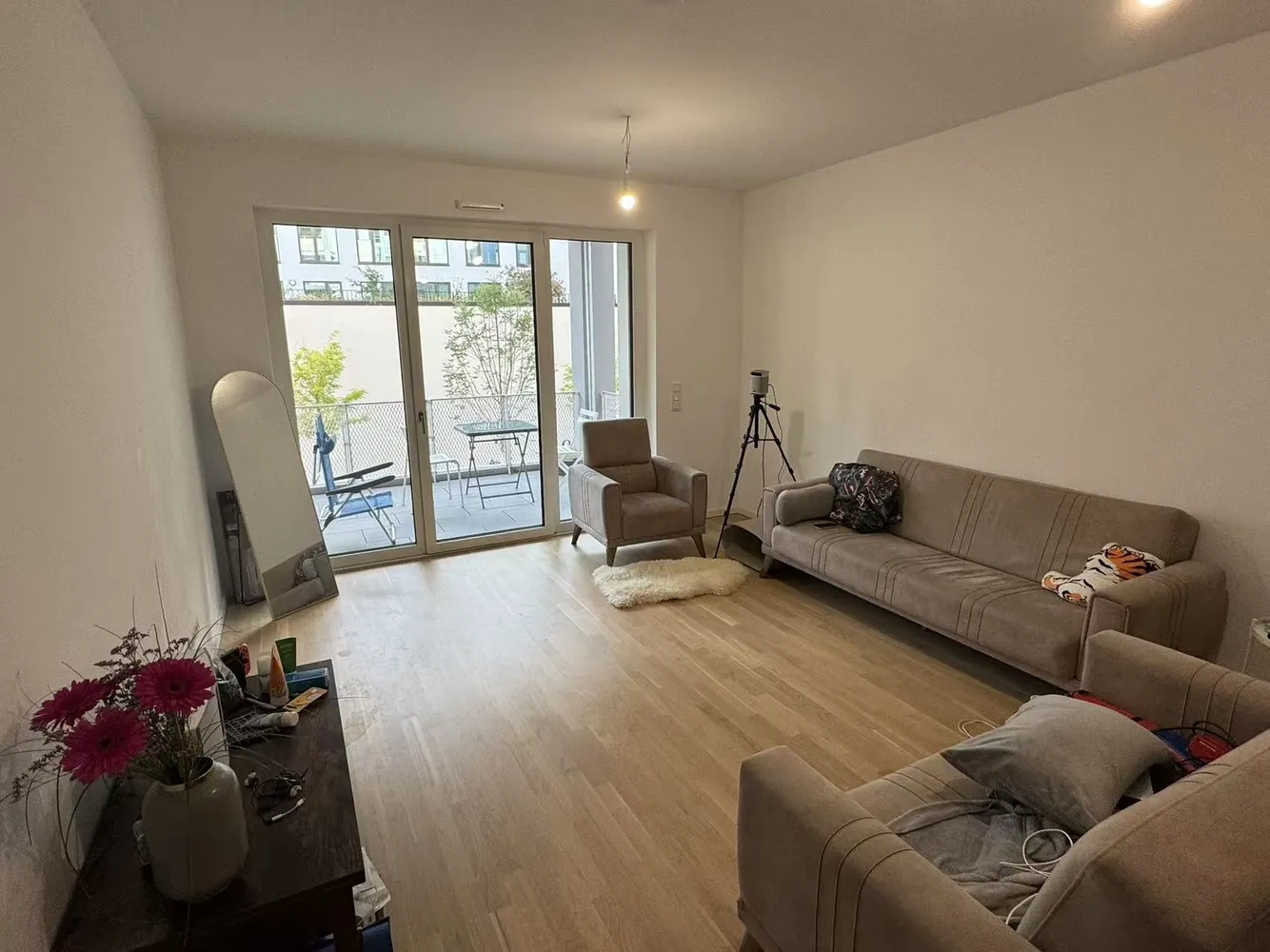 3 room apartment with 90 m² in Düsseldorf – Photo 1