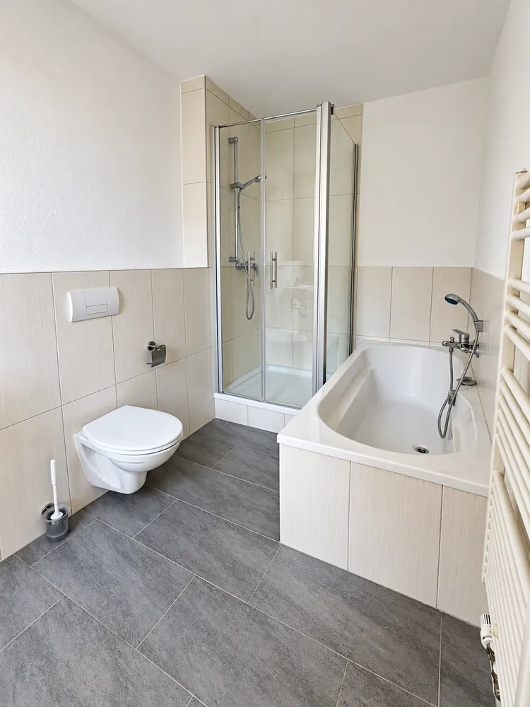 2 Zimmer Wohnung mit 91 m² in Lübeck – Bild 7