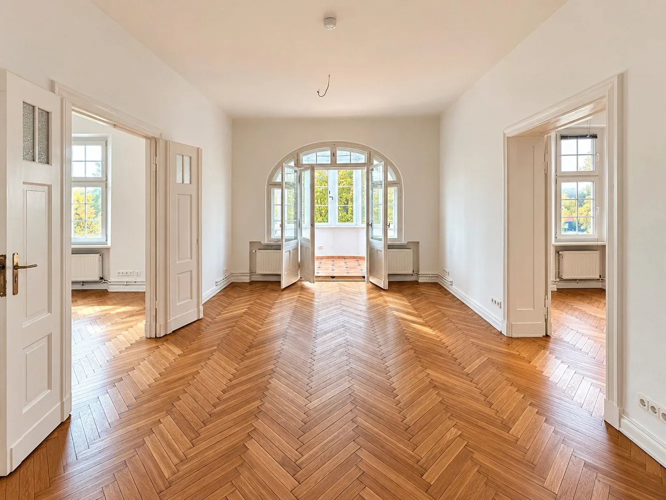 5 Zimmer Wohnung mit 145 m² in Berlin – Bild 3