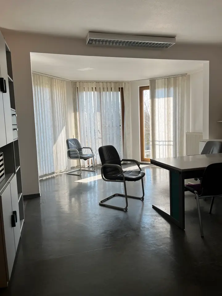 6 Zimmer Wohnung mit 227 m² in Potsdam – Bild 8