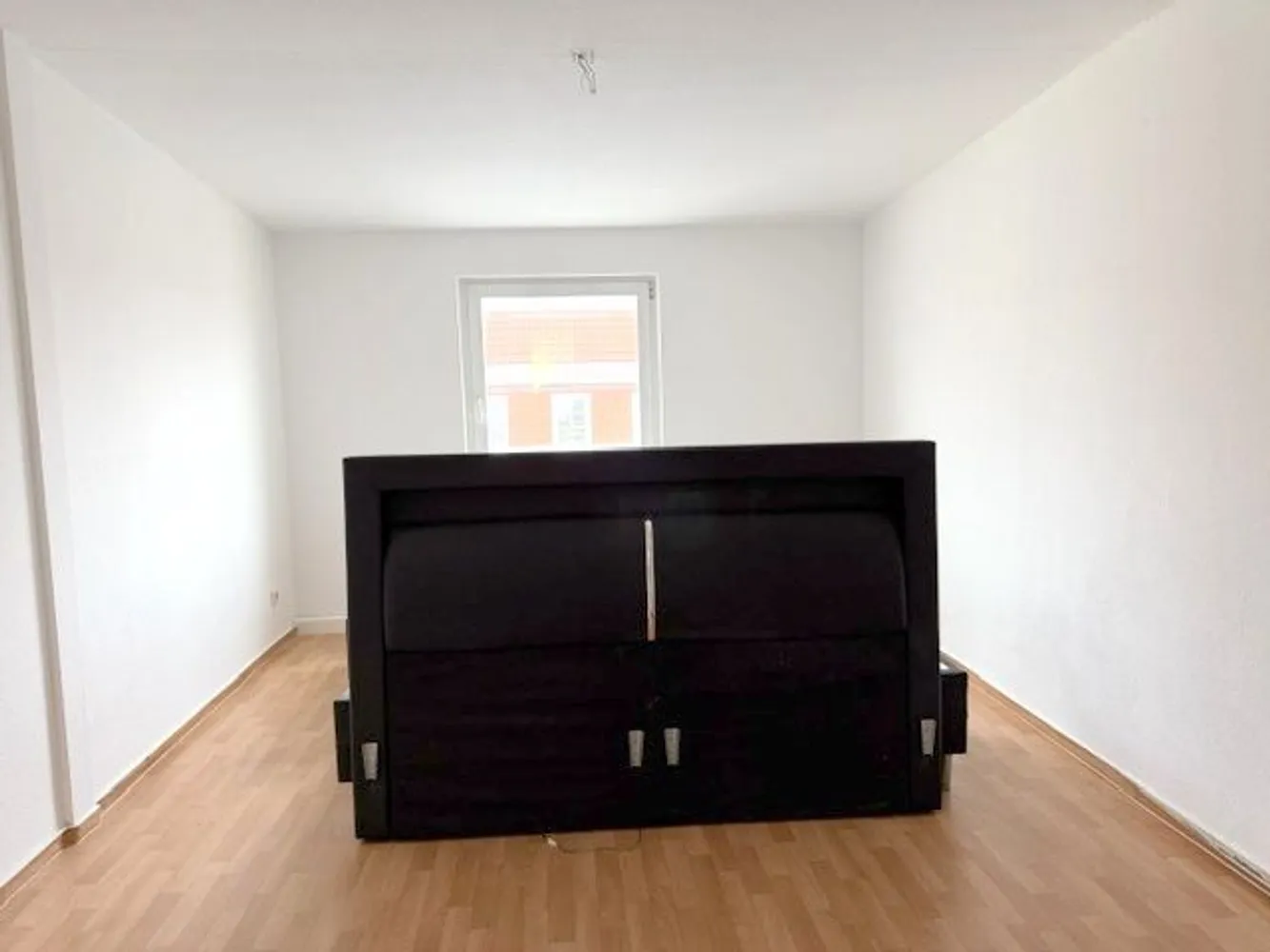 4 Zimmer Wohnung mit 100 m² in Güstrow – Bild 3