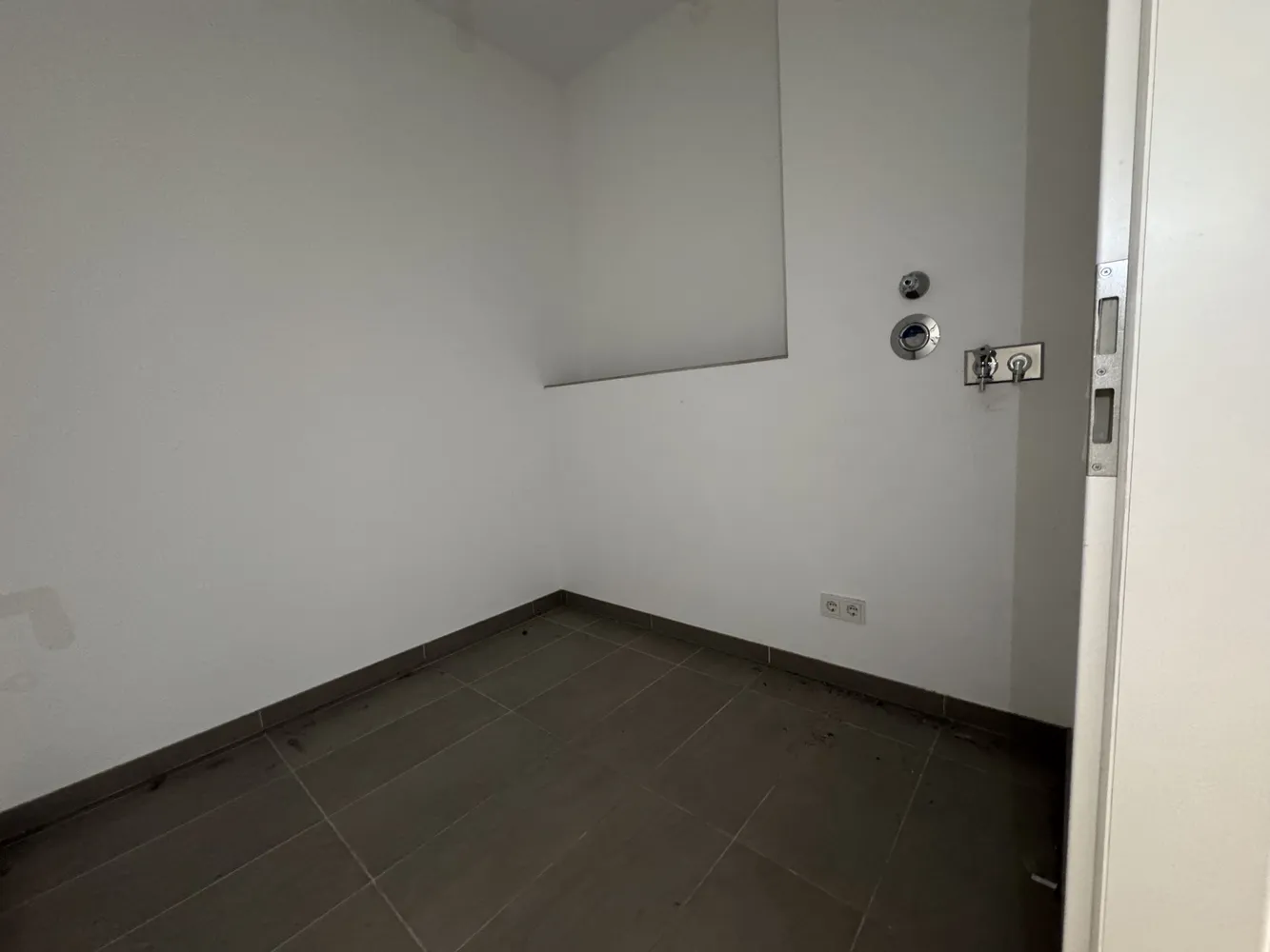 4 Zimmer Wohnung mit 178 m² in Leipzig – Bild 3