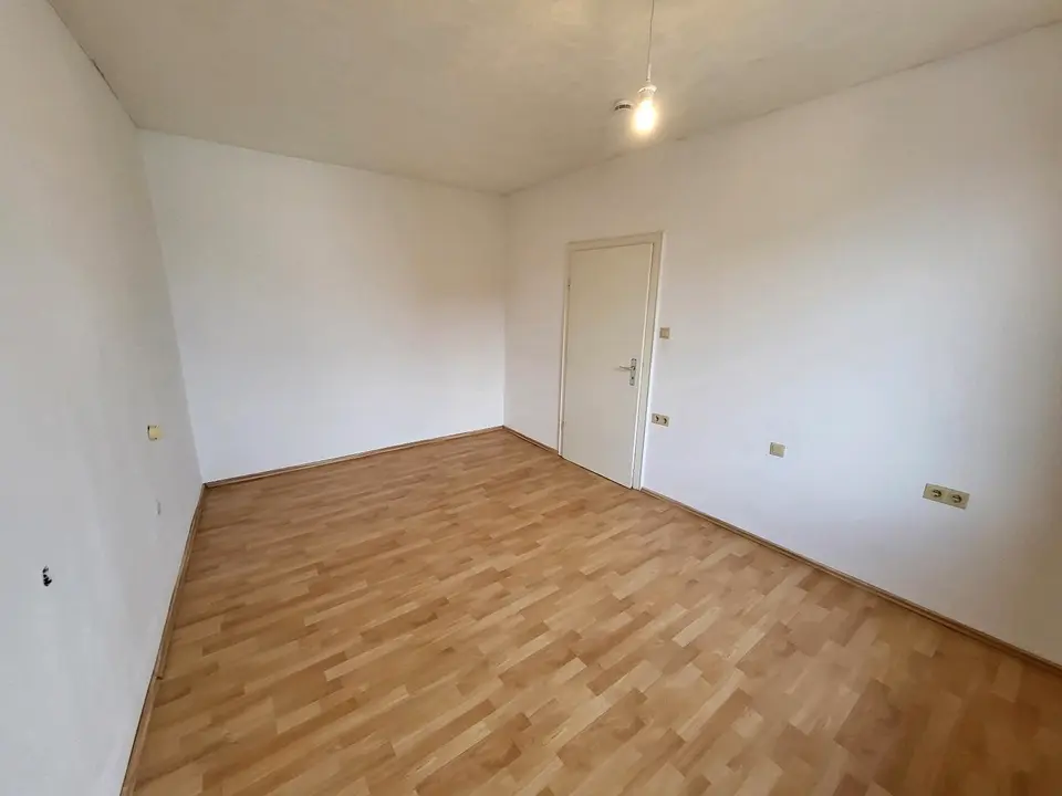 4 Zimmer Wohnung mit 107 m² in Kassel – Bild 6