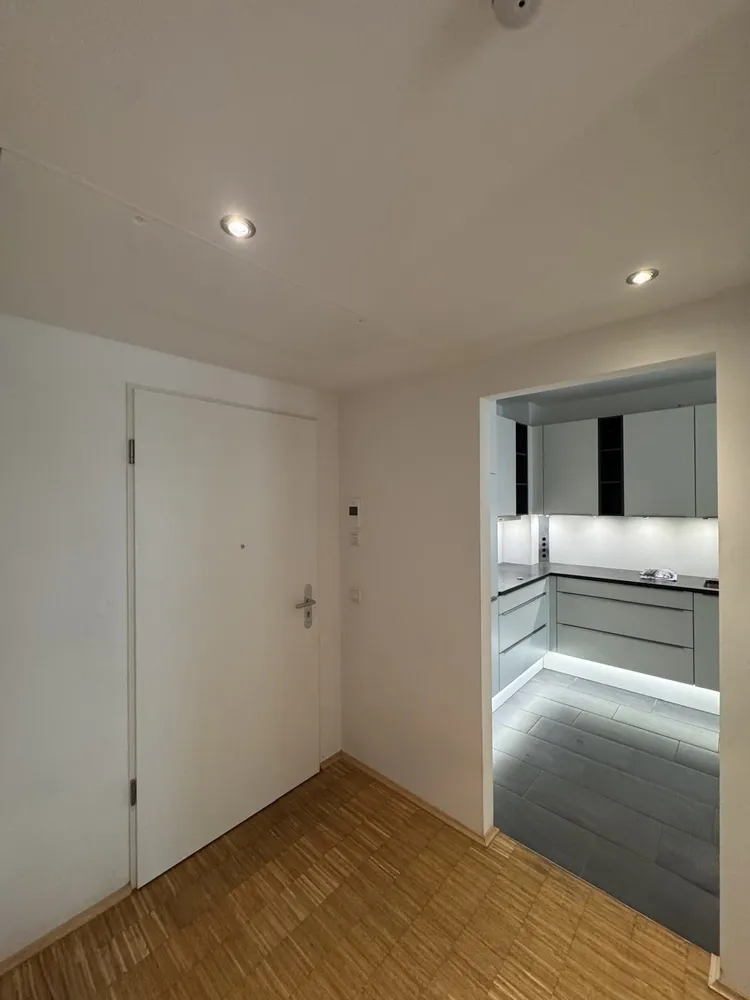 2 Zimmer Wohnung mit 65 m² in Köln – Bild 5
