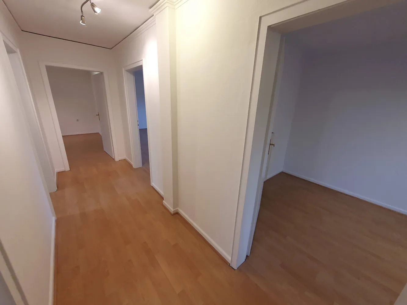 4 Zimmer Wohnung mit 73 m² in Oberhausen – Bild 12