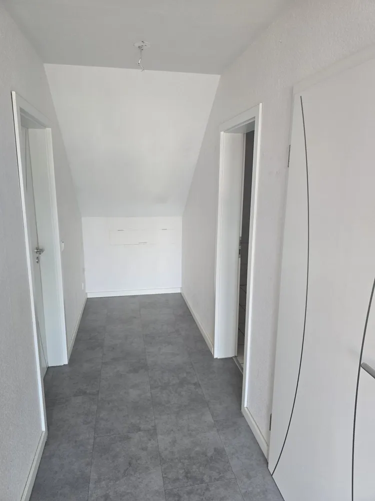 3 Zimmer Wohnung mit 74 m² in Oberhausen – Bild 2