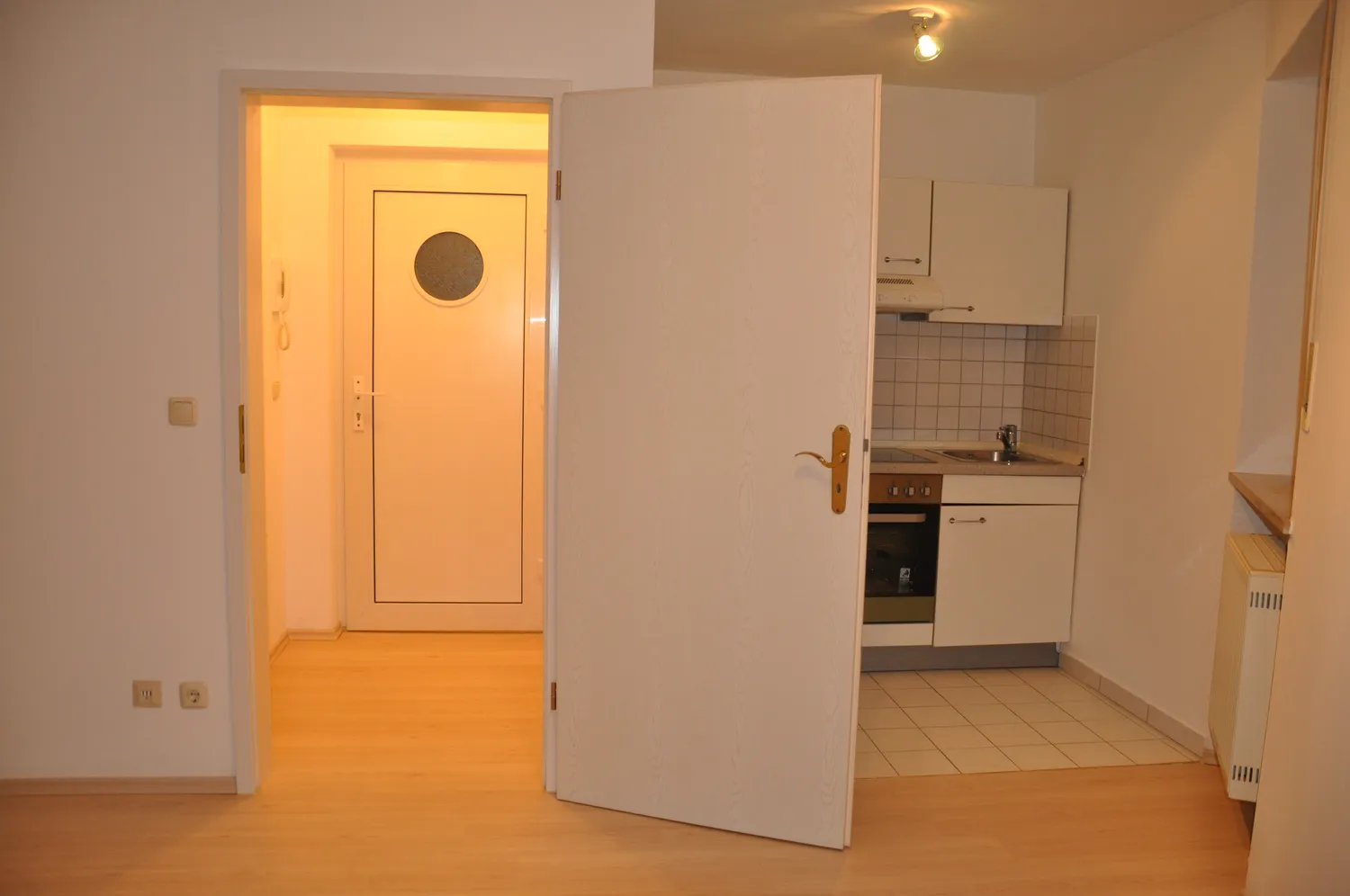 1 Zimmer Wohnung mit 28 m² in Regensburg – Bild 2