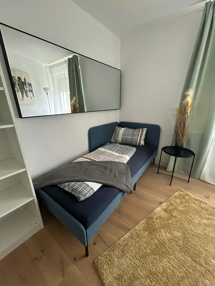 WG-Zimmer mit 10 m² in München – Bild 1