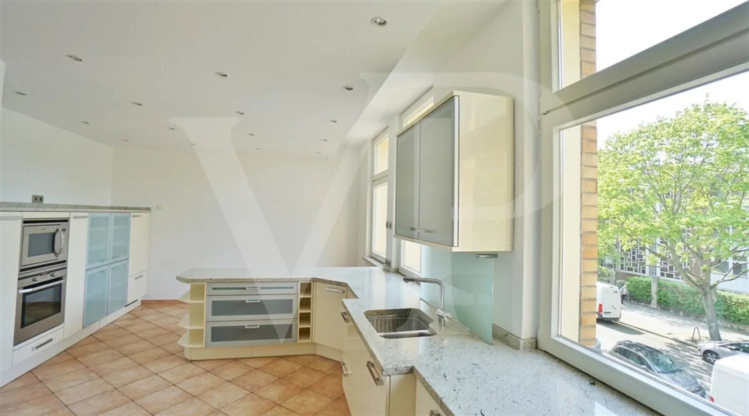 5 Zimmer Wohnung mit 200 m² in Berlin – Bild 8