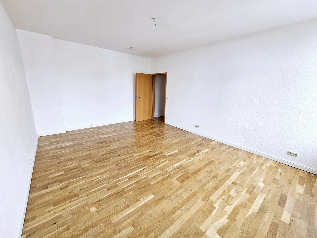 2 room apartment with 70 m² in Chemnitz – Photo 11