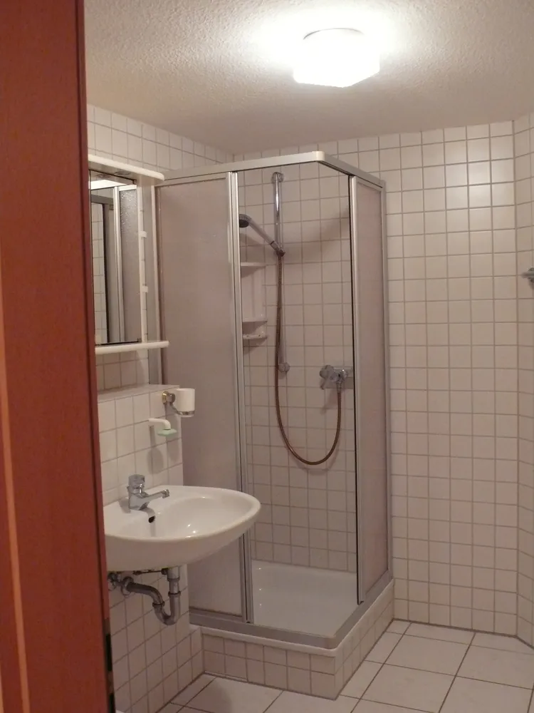 2 Zimmer Wohnung mit 56 m² in Karlsruhe – Bild 2