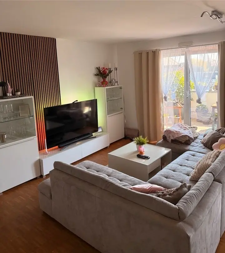 WG-Zimmer mit 90 m² in Frechen – Bild 2