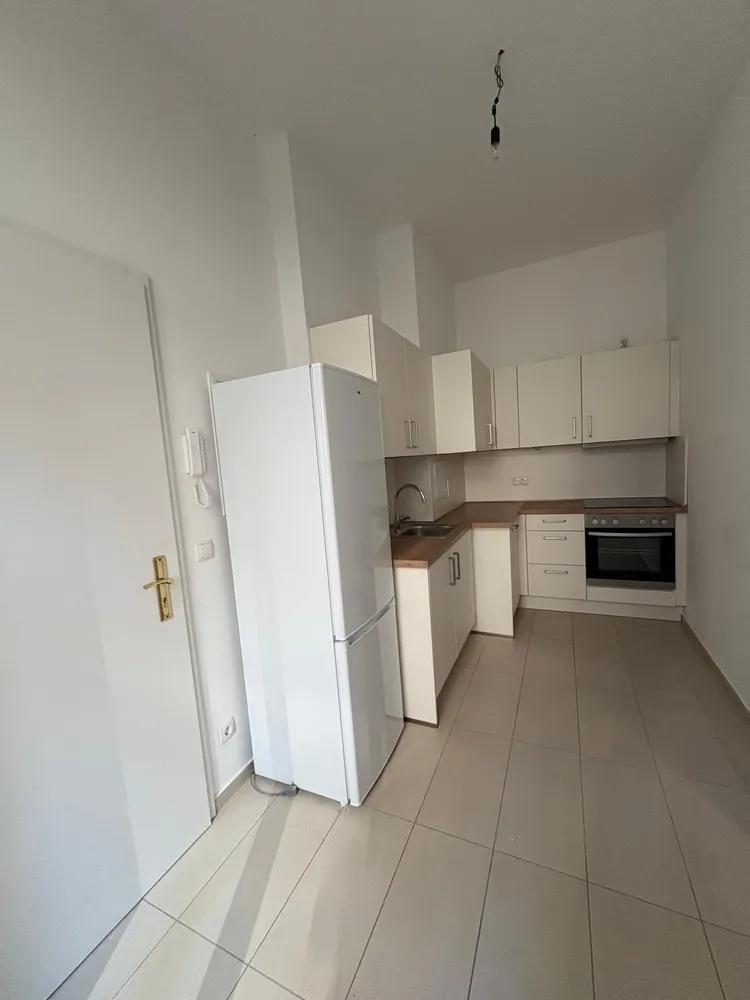 1 room apartment with 31 m² in Berlin – Photo 8