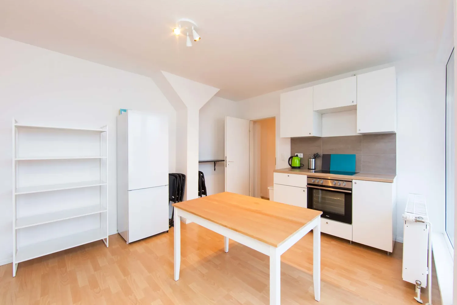 Shared room with 9 m² in Berlin – Photo 3