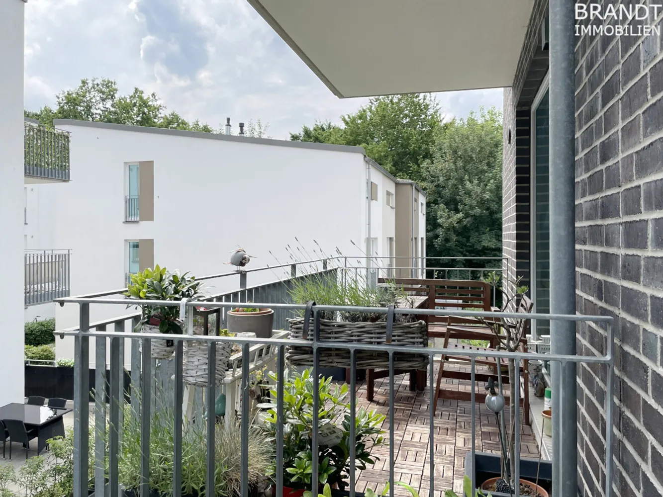 3 Zimmer Wohnung mit 82 m² in Hamburg – Bild 2