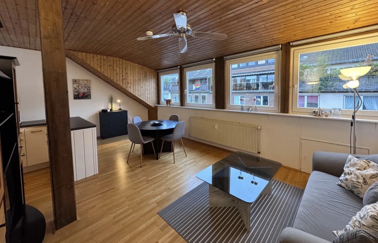 2 Zimmer Wohnung mit 47 m² in Düsseldorf – Bild 2