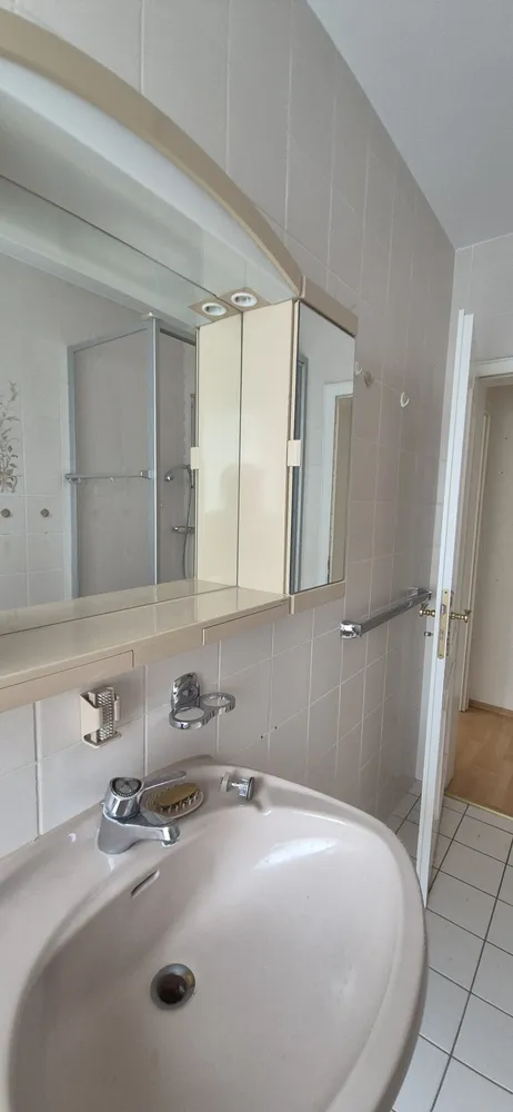 3 Zimmer Wohnung mit 86 m² in Wiesbaden – Bild 4