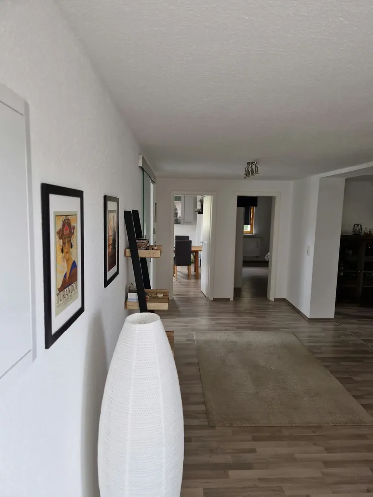 2 Zimmer Wohnung mit 100 m² in Schmalkalden – Bild 2