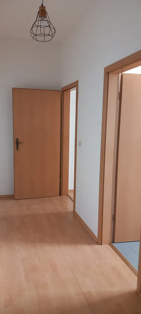 2 Zimmer Wohnung mit 60 m² in Halle (Saale) – Bild 4