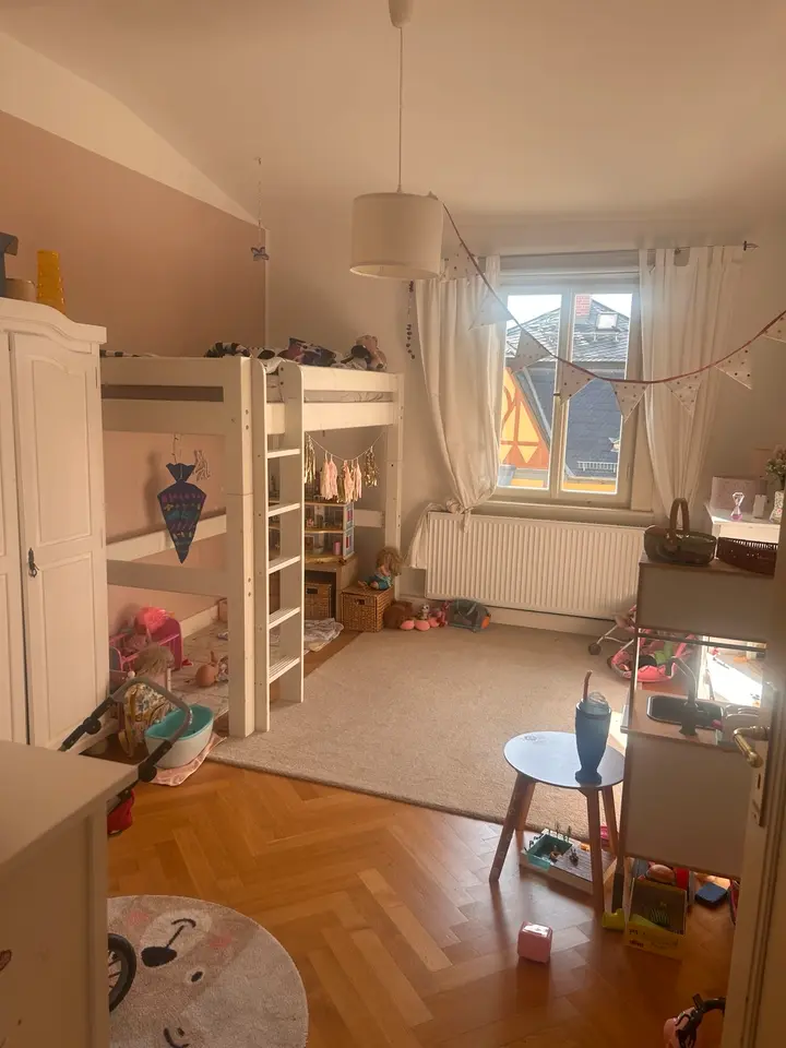 4 Zimmer Wohnung mit 140 m² in Weimar – Bild 2