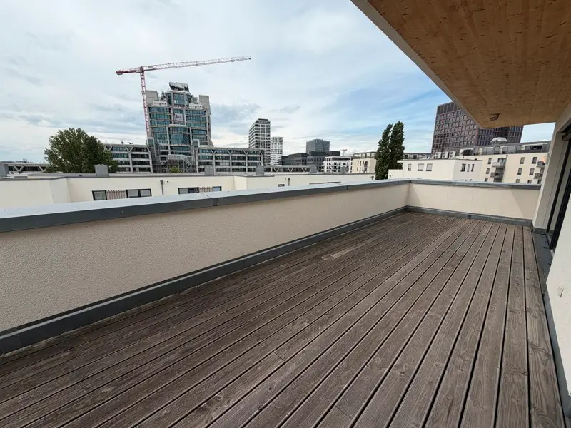 3 Zimmer Wohnung mit 111 m² in Frankfurt am Main – Bild 3