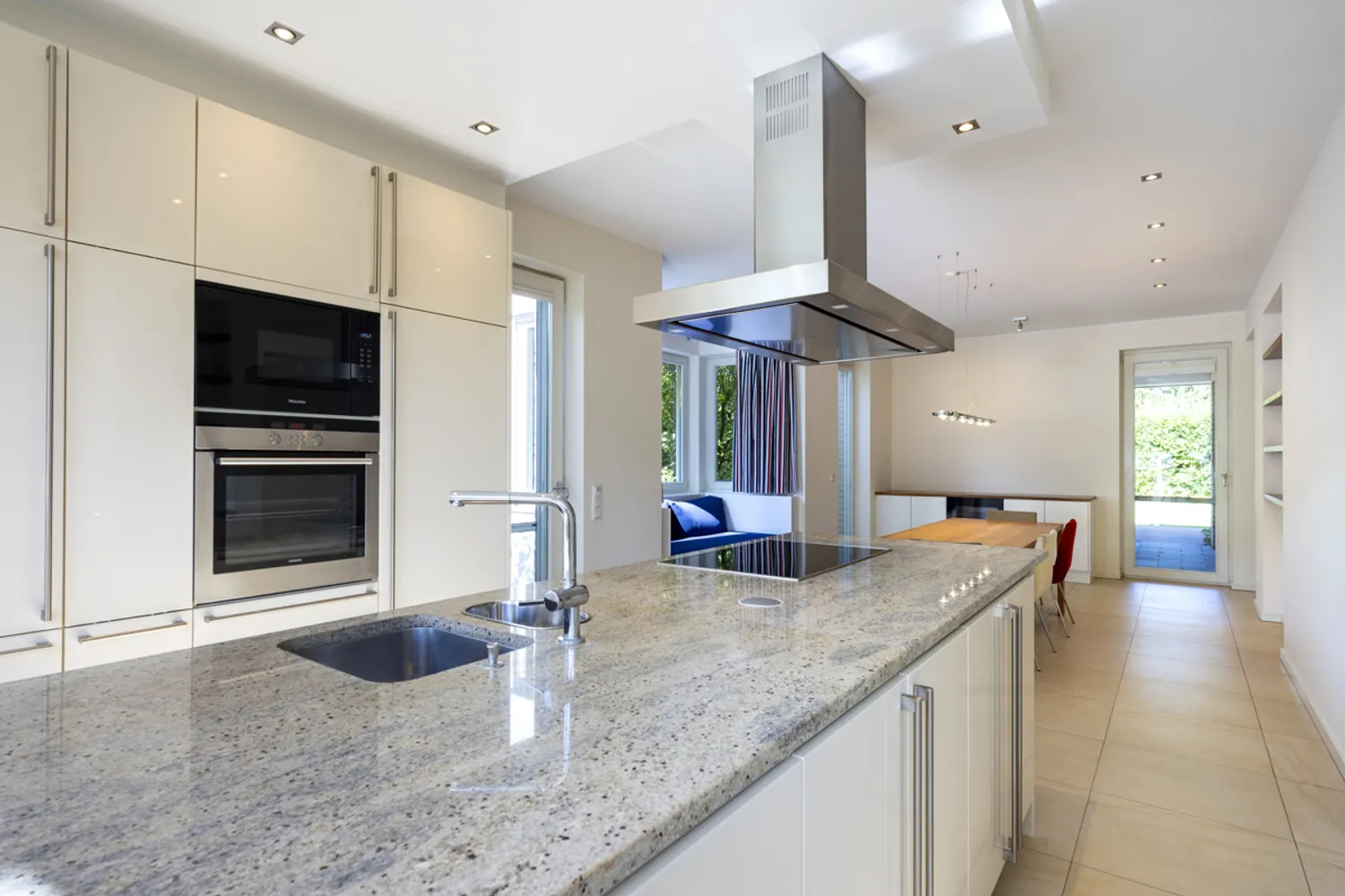 7 Zimmer Haus mit 235 m² in Meerbusch – Bild 10
