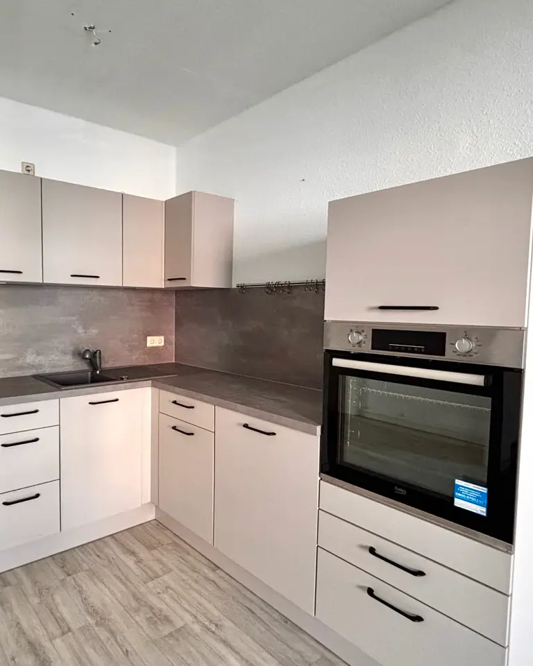 3 Zimmer Wohnung mit 70 m² in Suhl – Bild 1