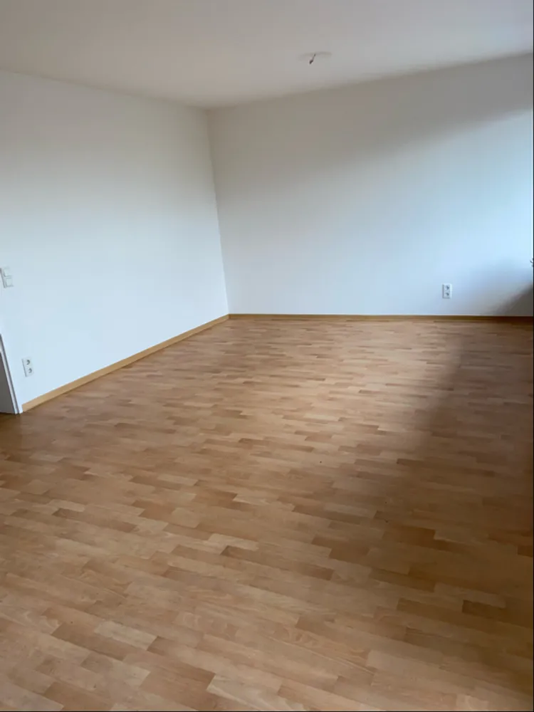 2 Zimmer Wohnung mit 61 m² in Wiesbaden – Bild 2