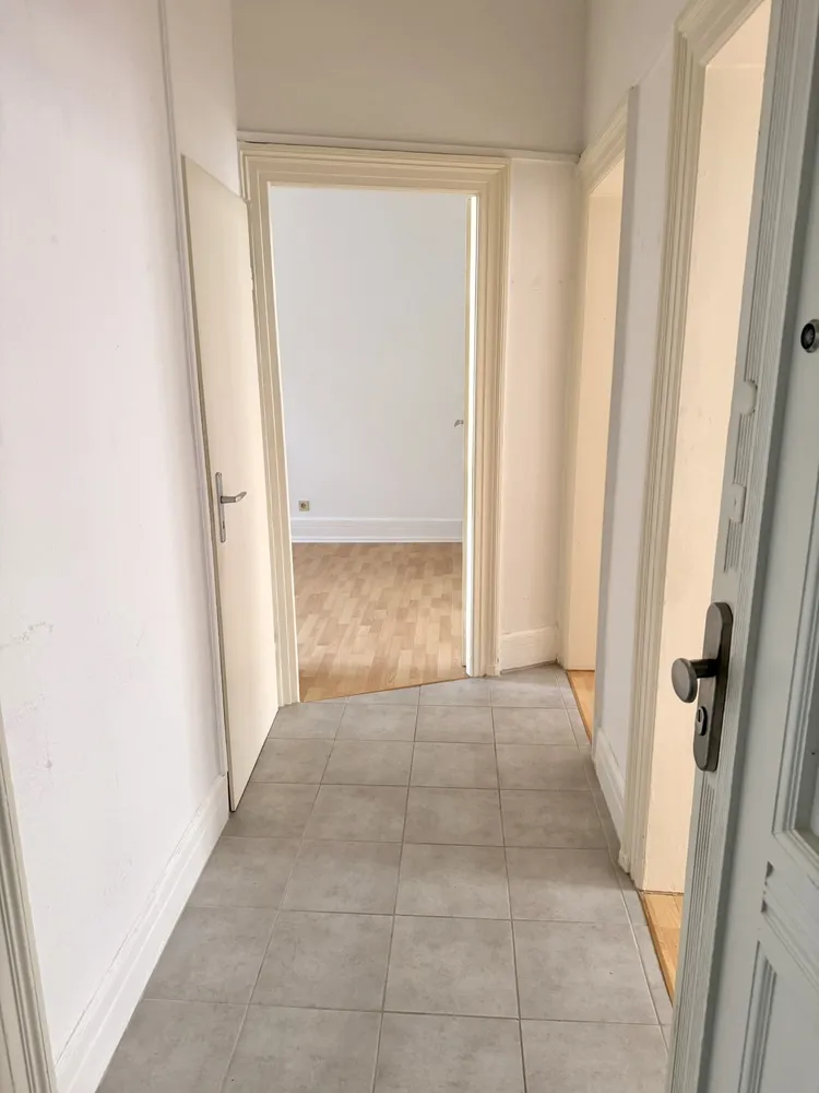 3 Zimmer Wohnung mit 61 m² in Frankfurt am Main – Bild 12