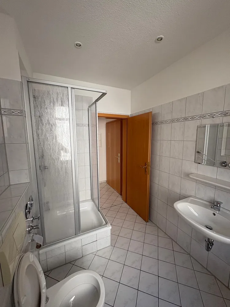 2 Zimmer Wohnung mit 46 m² in Halle (Saale) – Bild 9