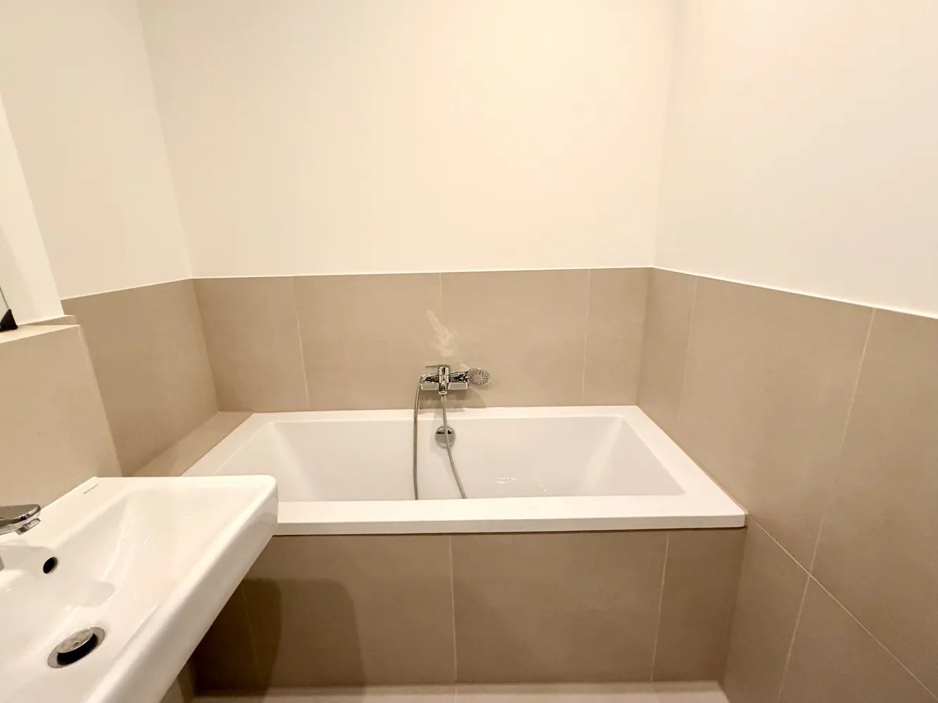 3 Zimmer Wohnung mit 98 m² in Düsseldorf – Bild 7