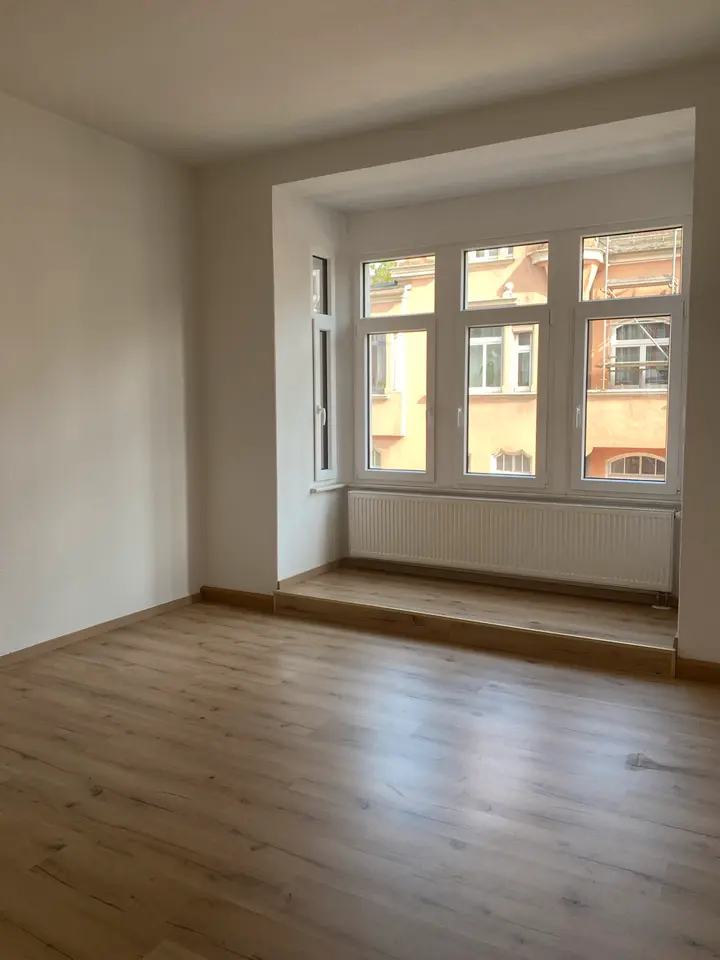 4 Zimmer Wohnung mit 103 m² in Greiz – Bild 1