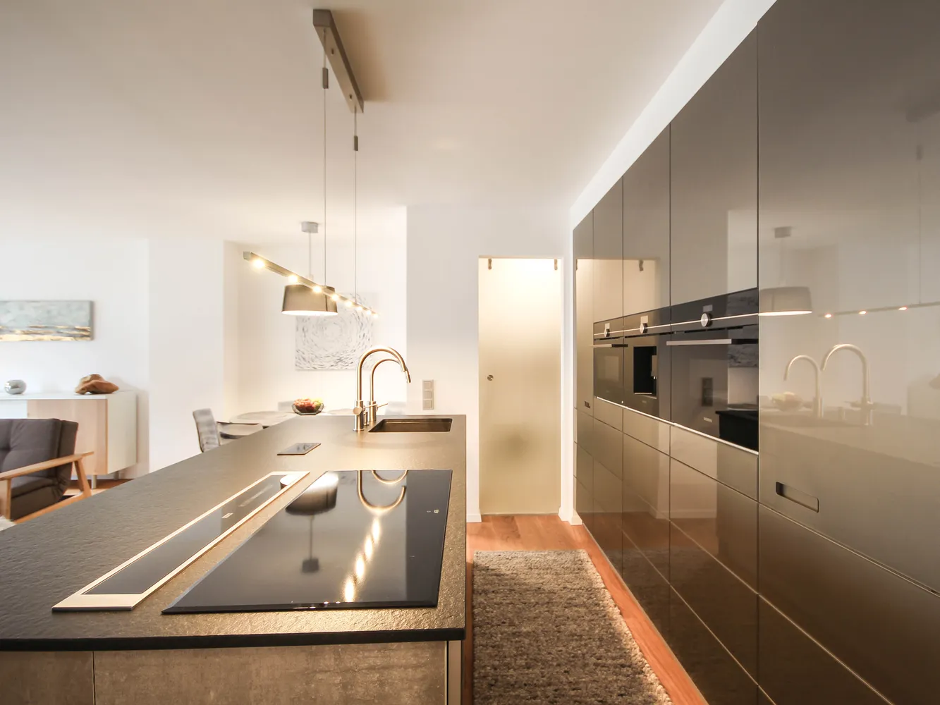 3 Zimmer Wohnung mit 92 m² in München – Bild 3