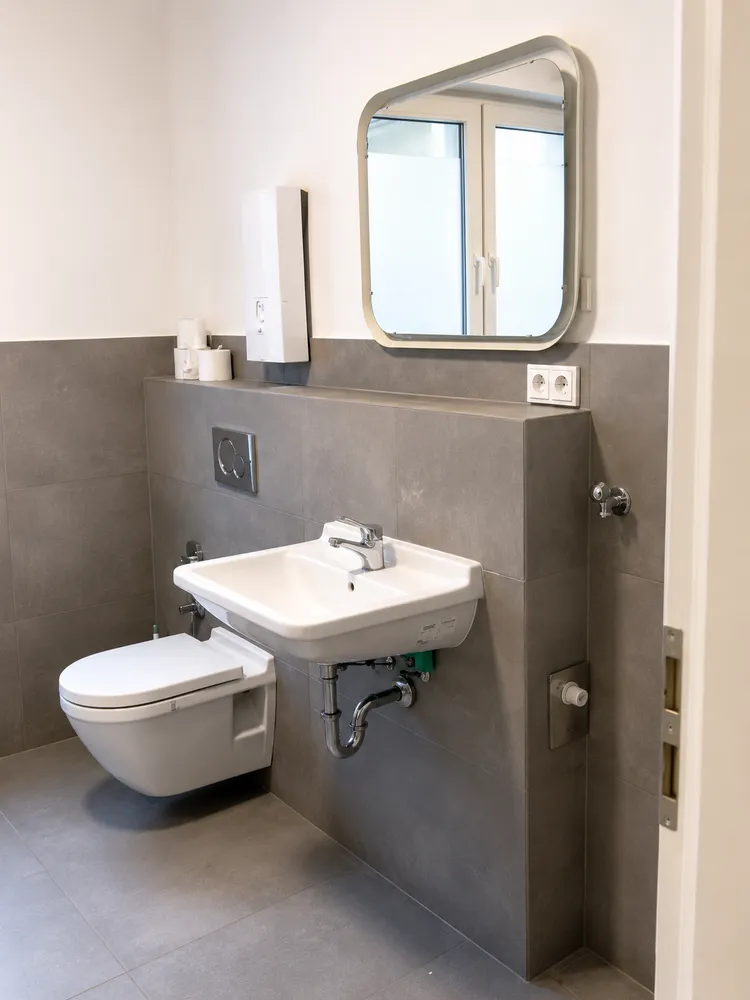 4 Zimmer Wohnung mit 102 m² in Köln – Bild 2