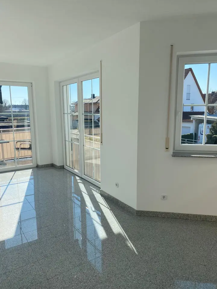 5 Zimmer Wohnung mit 136 m² in Donauwörth – Bild 2