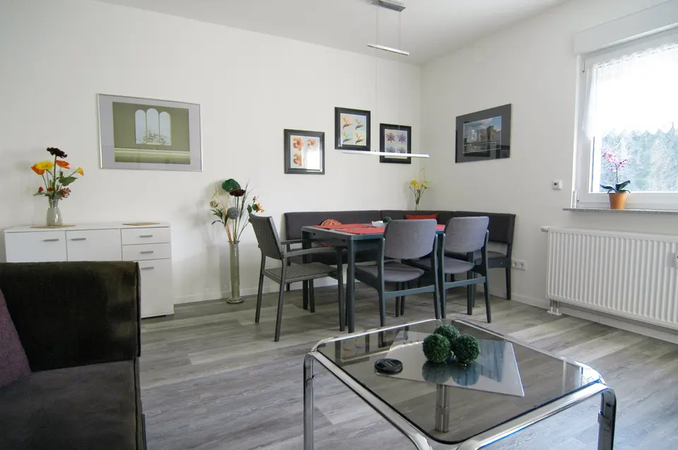 3 Zimmer Wohnung mit 60 m² in Düsseldorf – Bild 1
